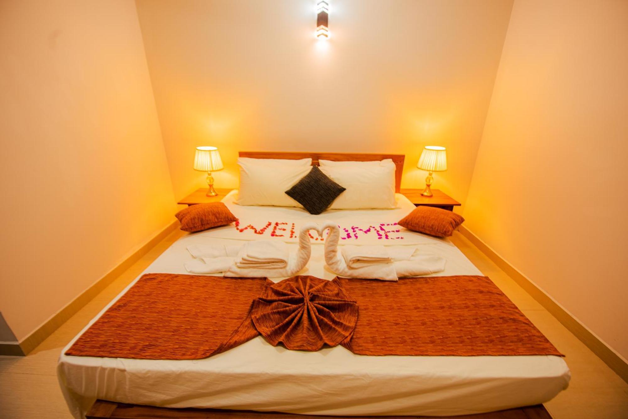 C B S Resort Udawalawe Eksteriør bilde