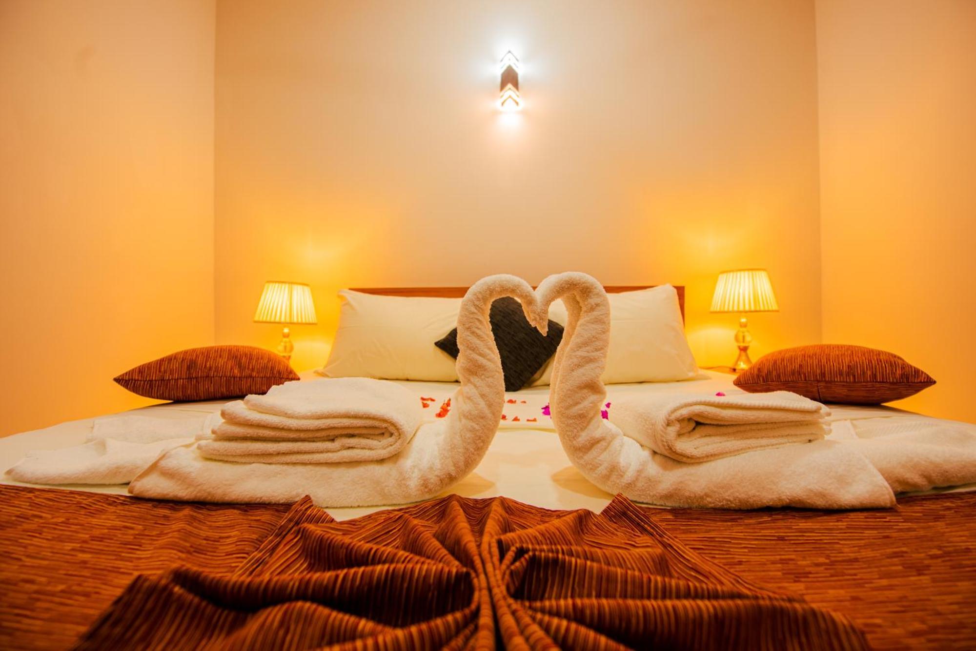 C B S Resort Udawalawe Eksteriør bilde
